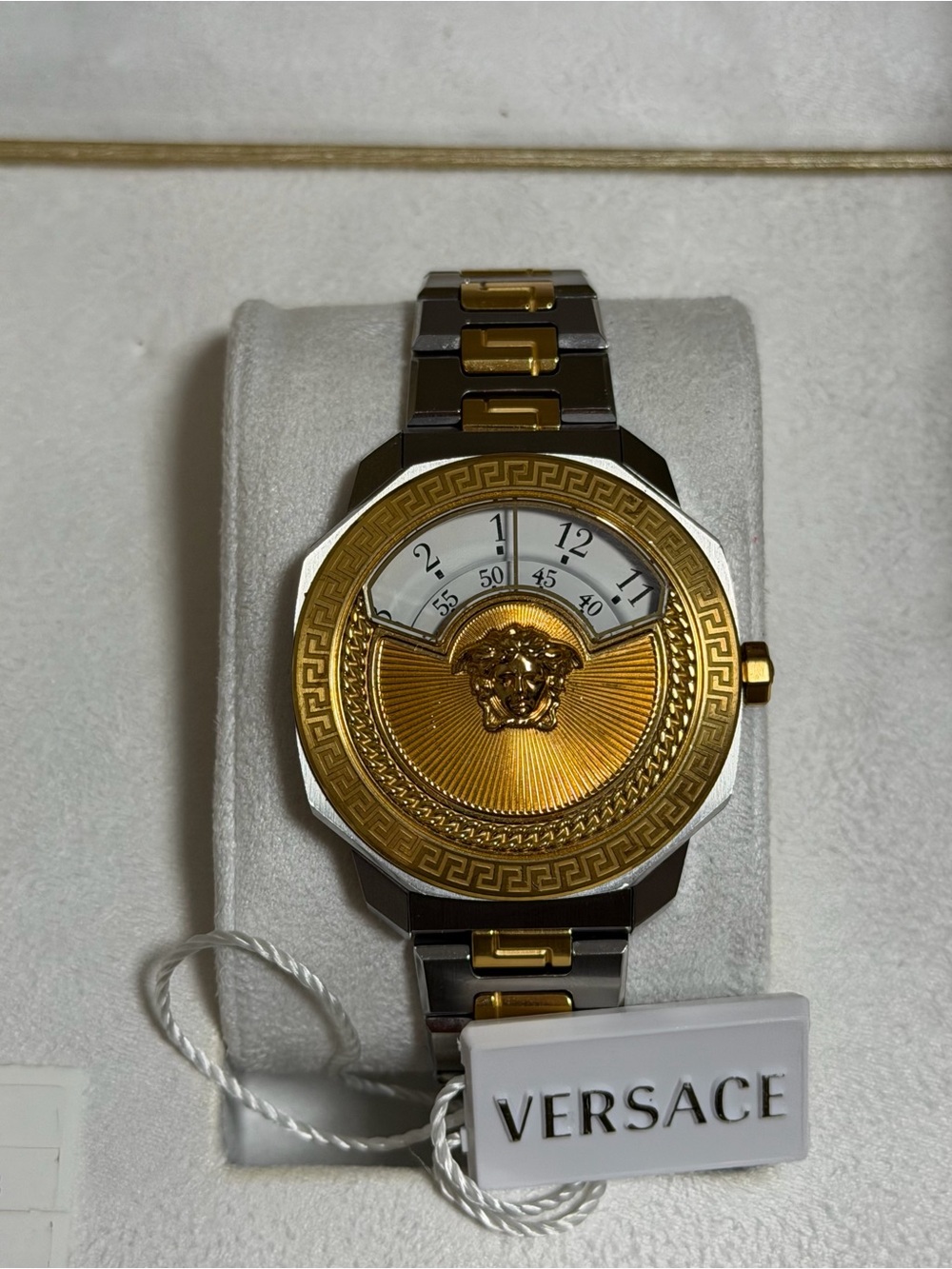 AUTHENTIC!! VERSACE DYLOS watch unisex stainless steel with original Box
